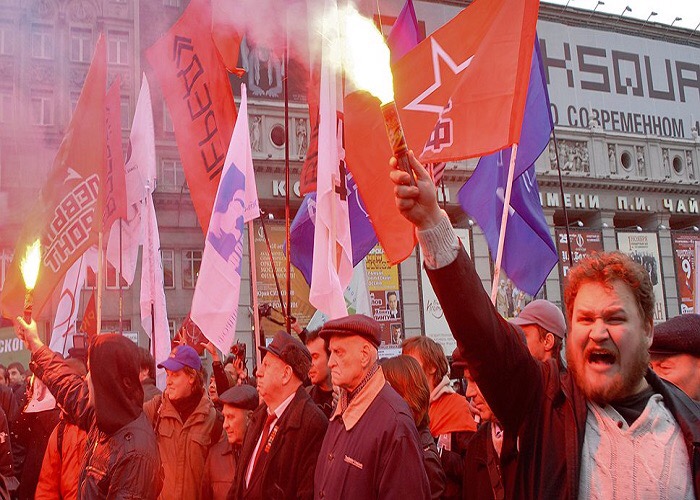 В России проведены акции российских оппозиционных партий в защиту граждан от ухудшения социально-экономического положени под названием "День гнева"