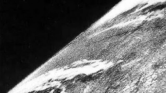 Первое фото из космоса, 1946 год