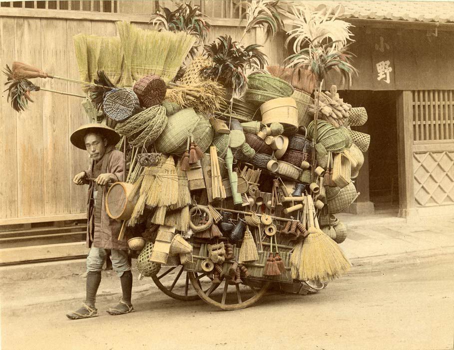 Японский торговец со своим товаром, 1901 год