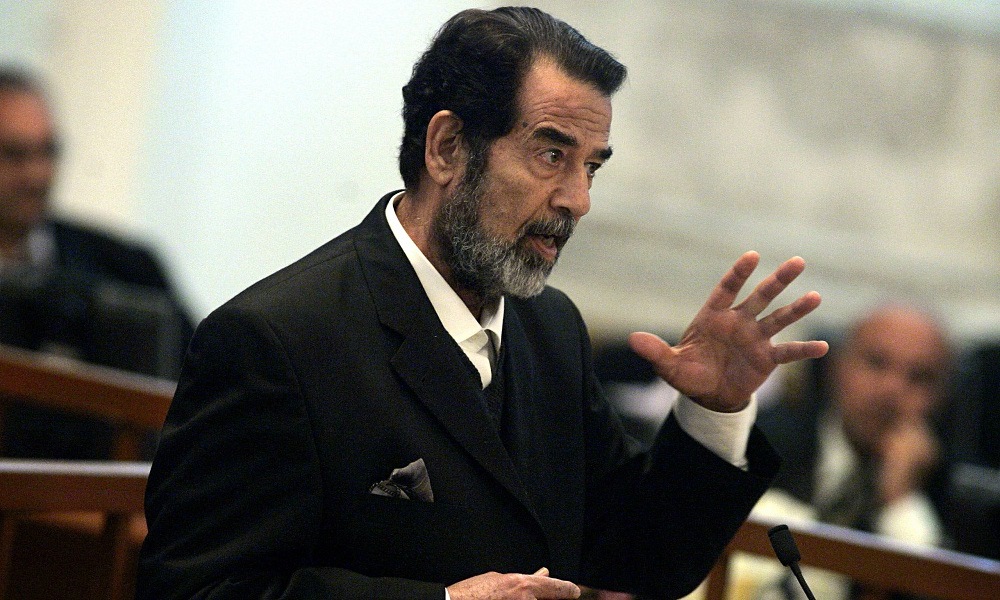 На выборах президента Ирака победил Саддам Хусейн, набрав 99,96% голосов