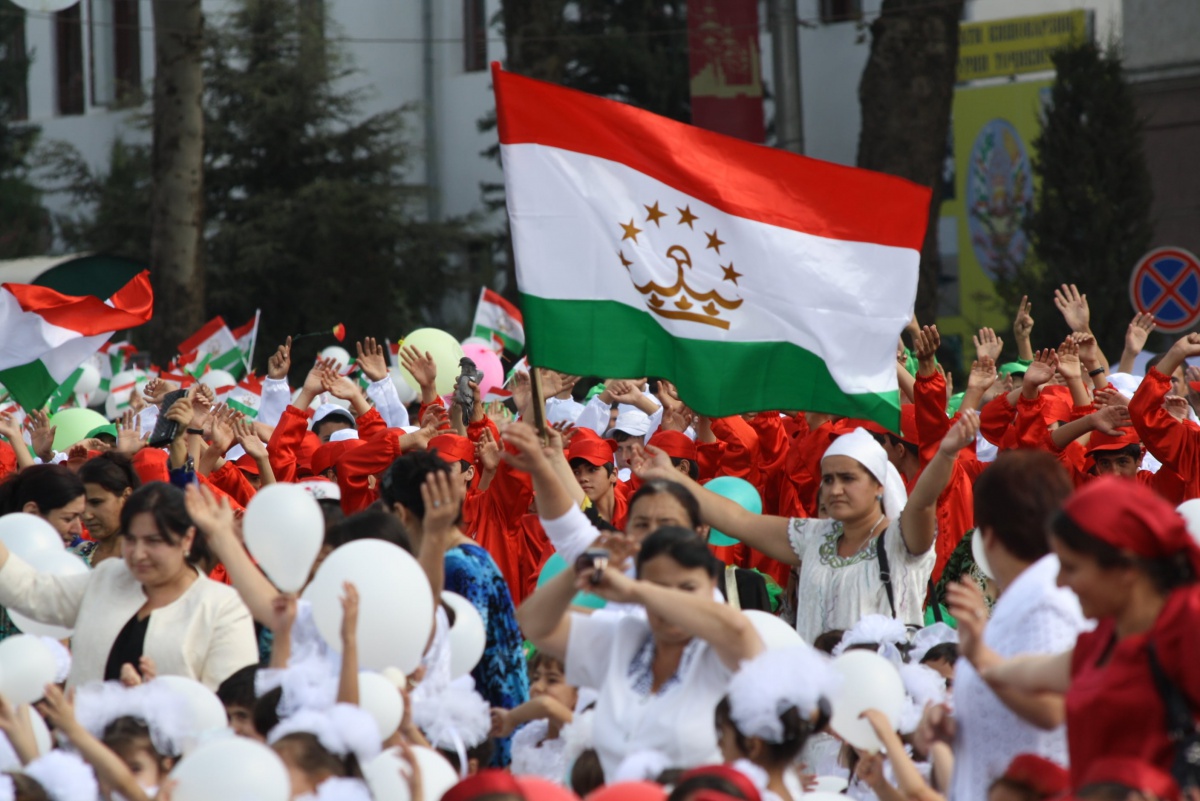 Таджикистан провозгласил свою независимость