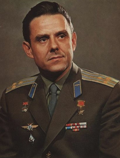 Владимир Михайлович Комаров