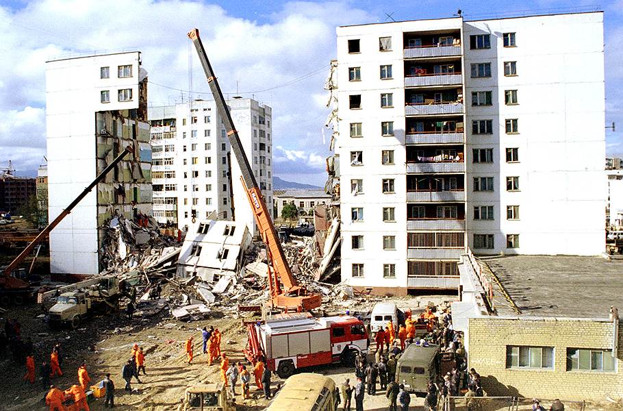 В Каспийске совершен террористический акт - взорван жилой дом